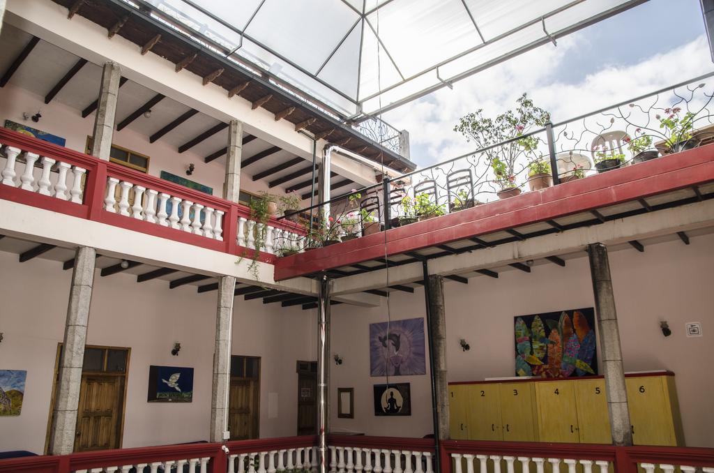 Hostal Quito Cultural Eksteriør billede