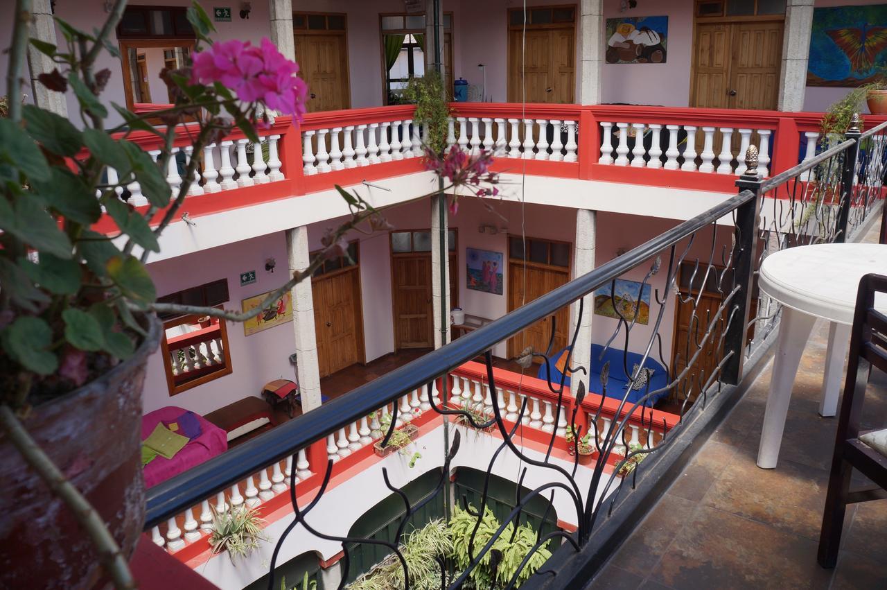 Hostal Quito Cultural Eksteriør billede