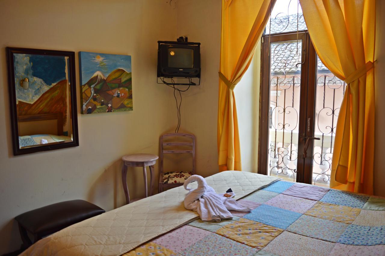 Hostal Quito Cultural Eksteriør billede