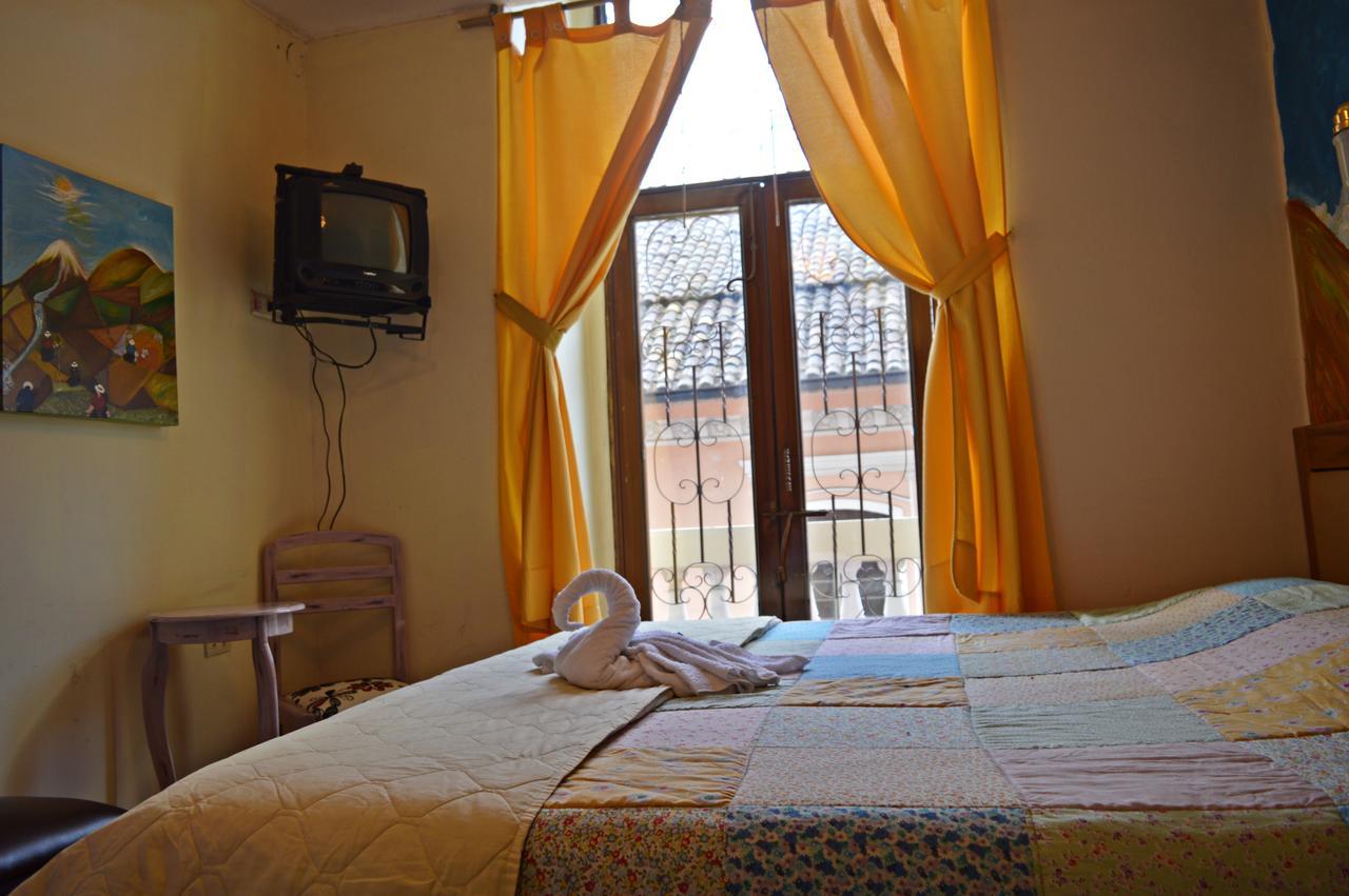 Hostal Quito Cultural Eksteriør billede