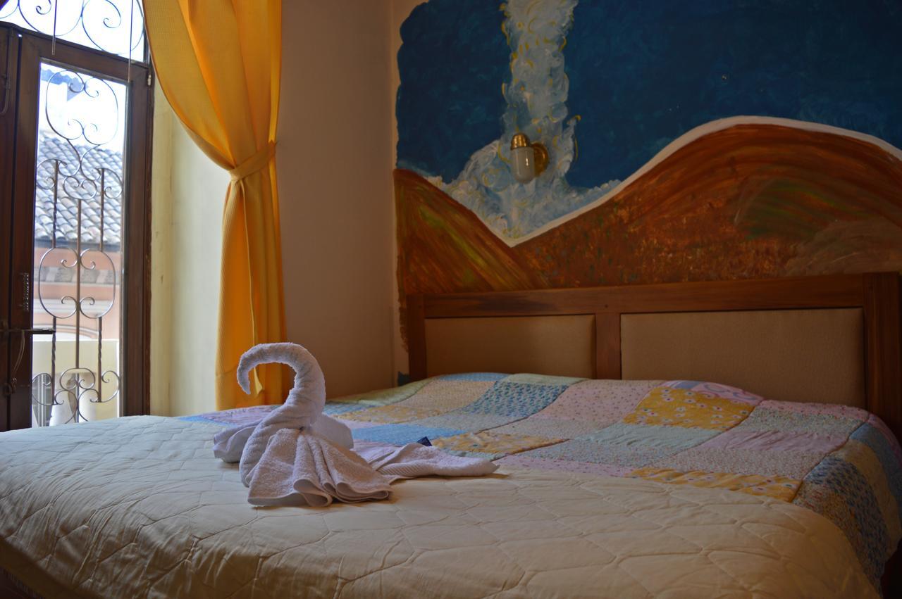 Hostal Quito Cultural Eksteriør billede